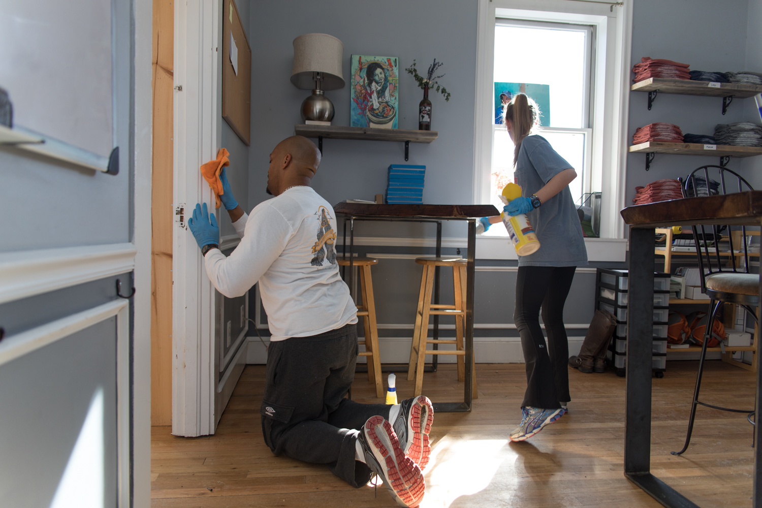 Volunteers cleaning in MLK Challenge